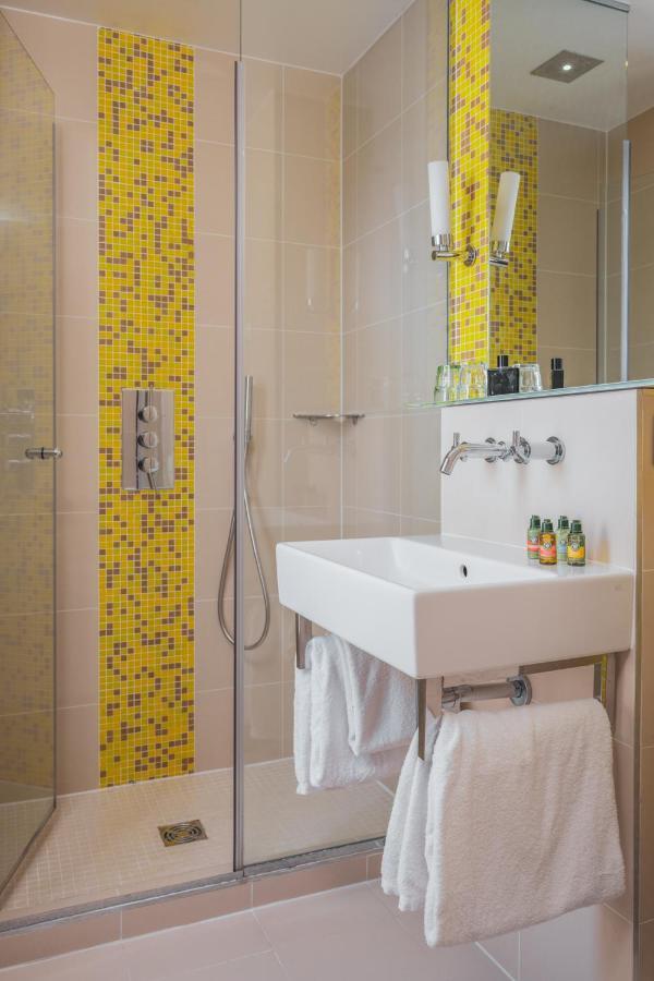 Hotel Le Petit Париж Экстерьер фото